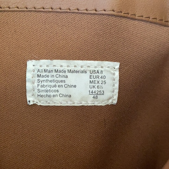 Boots - Picture 3 of 3